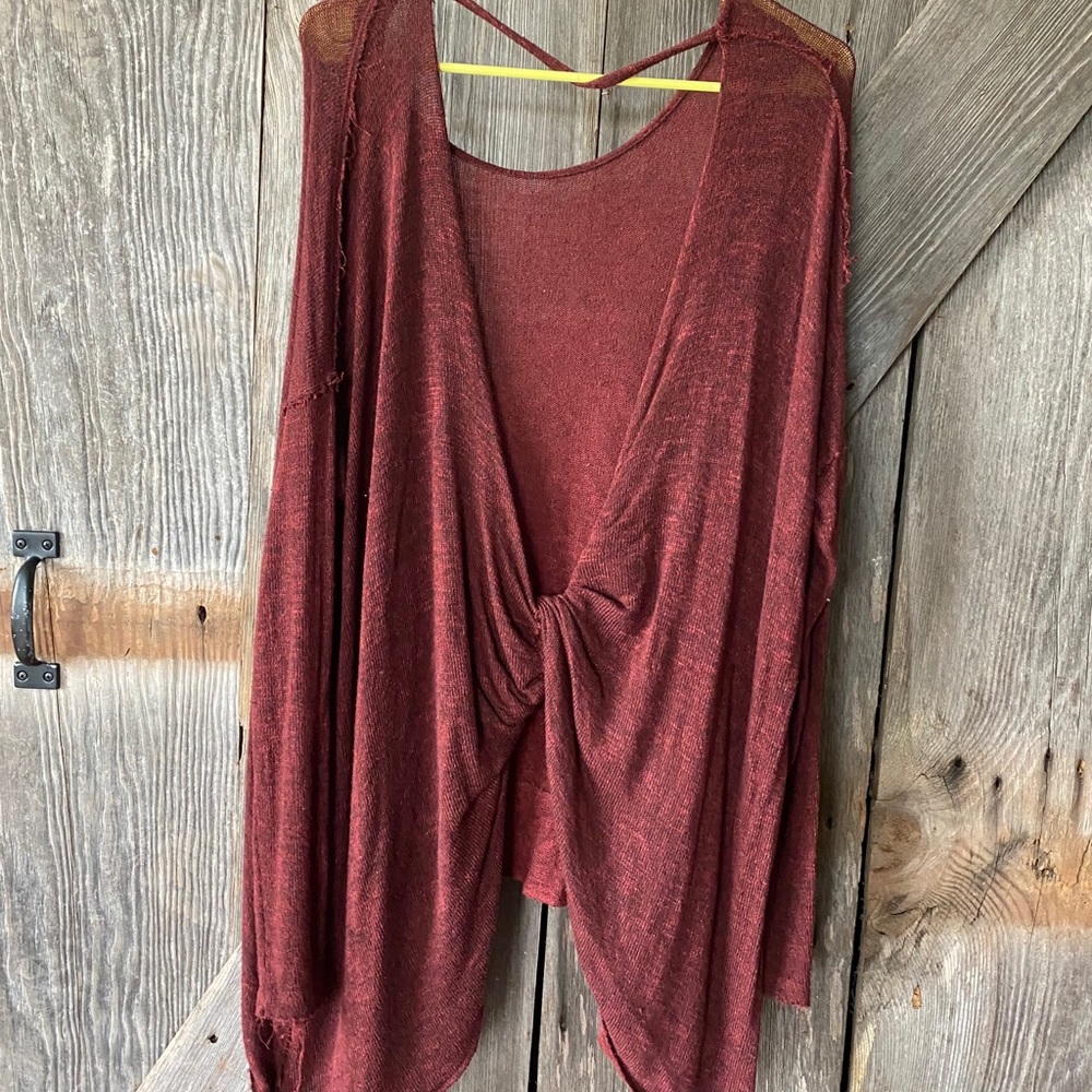 Maroon/rust open back twist sweater